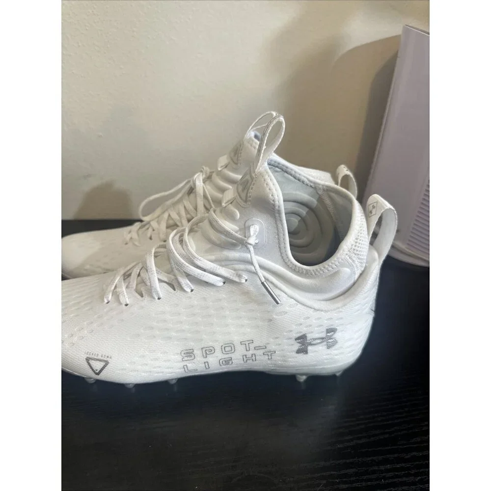 Under Armour UA Spotlight Lux MC 2.0 3025082-100 Men's Football Cleats Size 11.5